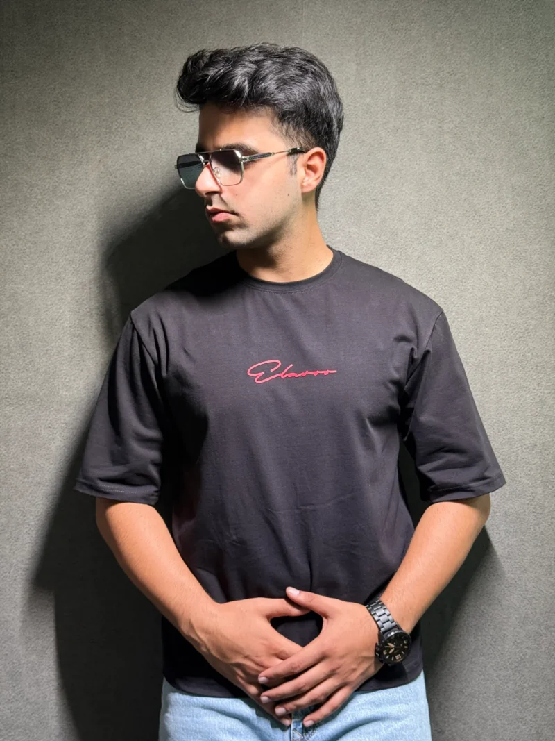 The Elaroo Oversized Black Tee