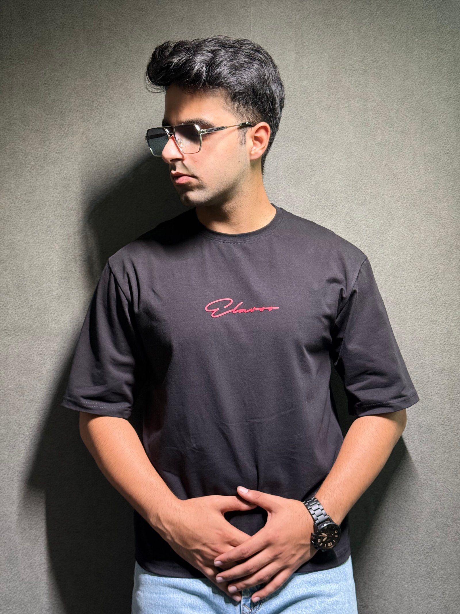 The Elaroo Oversized Black Tee