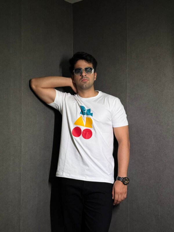 The Elaroo Classic White Tee