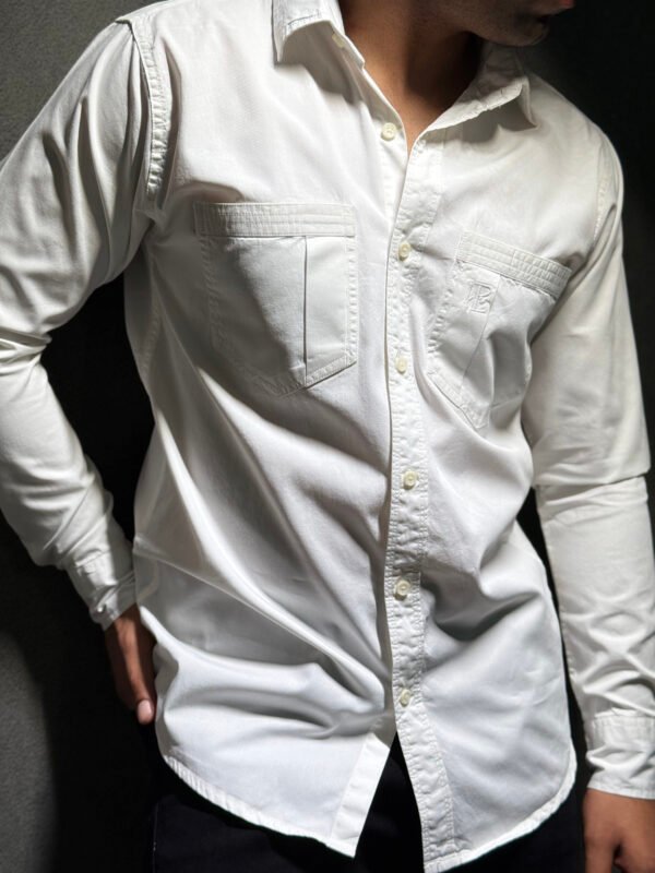 Elaroo Classic White Dual Pocket Shirt - Image 5