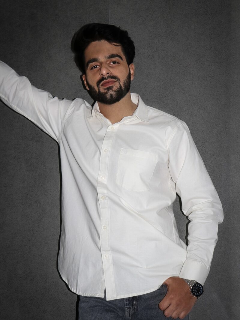 Elaroo off white shirt